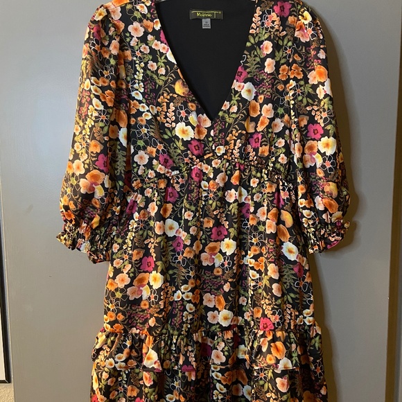 Melonie T 3/4 Sleeve Floral Fit - Picture 1 of 5